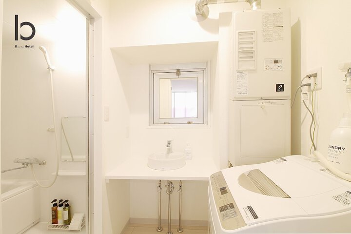 Room 147 of 219