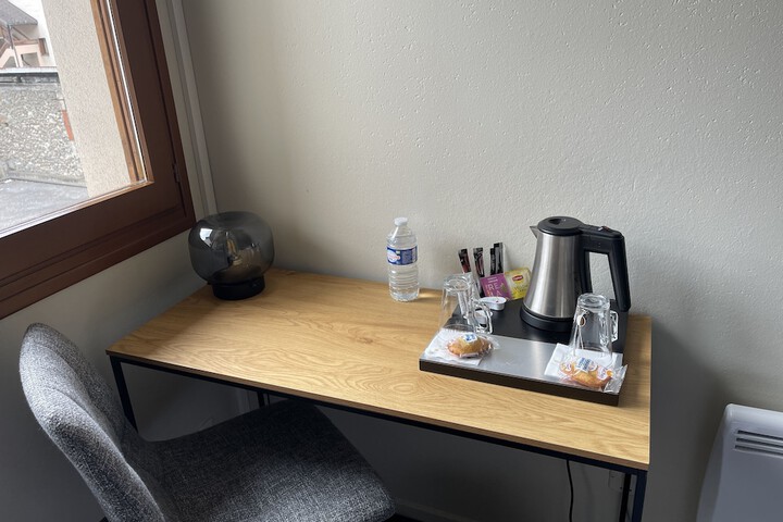 Room 11 of 39