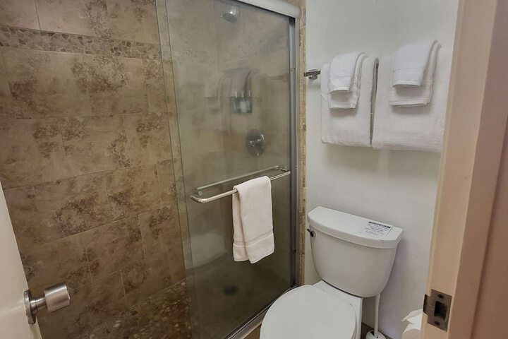 Room 15 of 39
