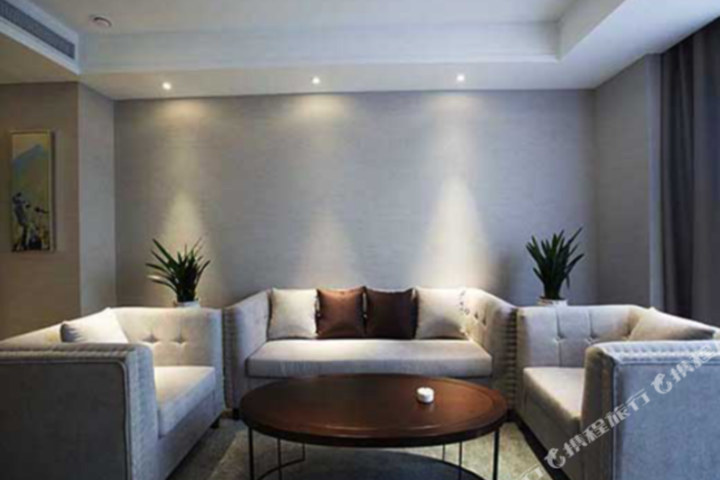 Aolan International Hotel