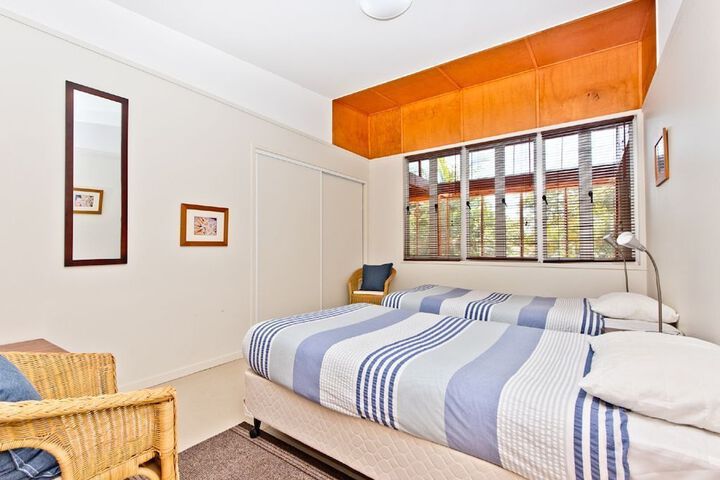 Room 3 of 13