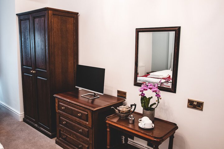 Room 9 of 69