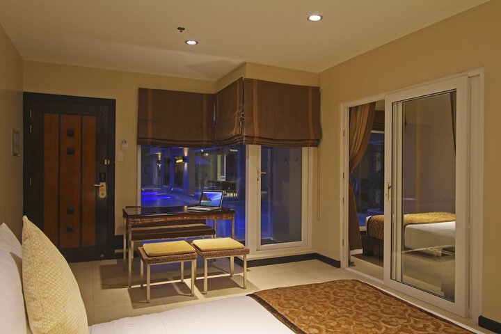Room 20 of 54