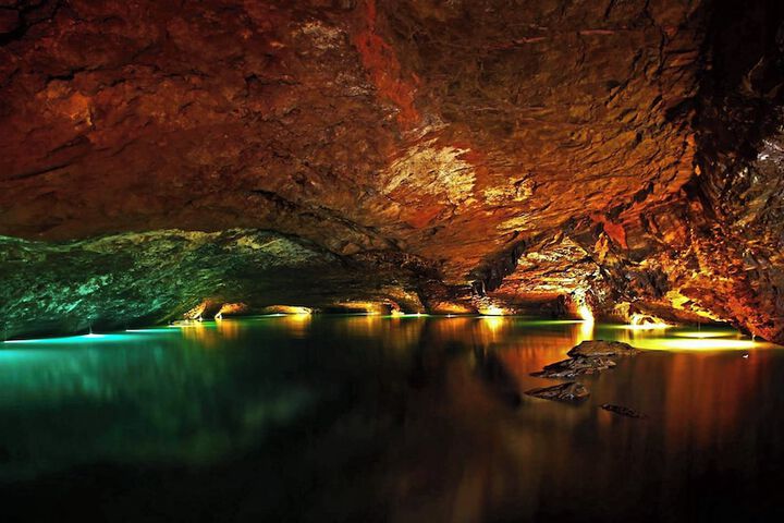 Spelunking/cave exploring