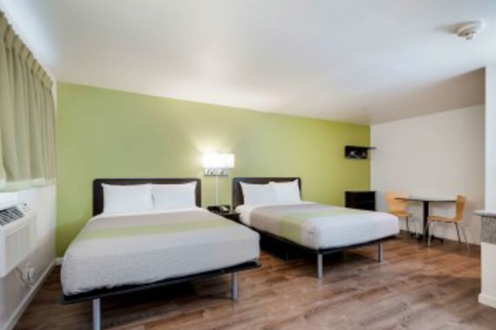 Room 14 of 38