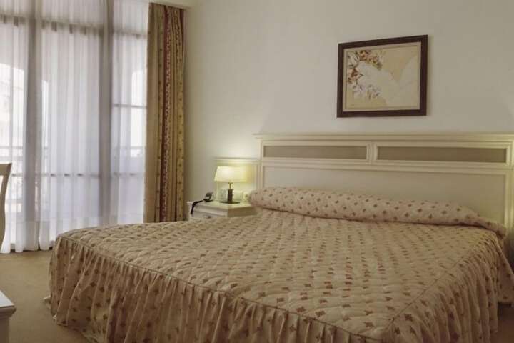 Room 10 of 58