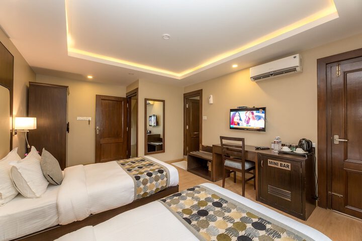 Room 35 of 67