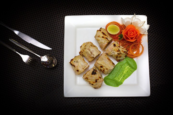 Dining 20 of 39