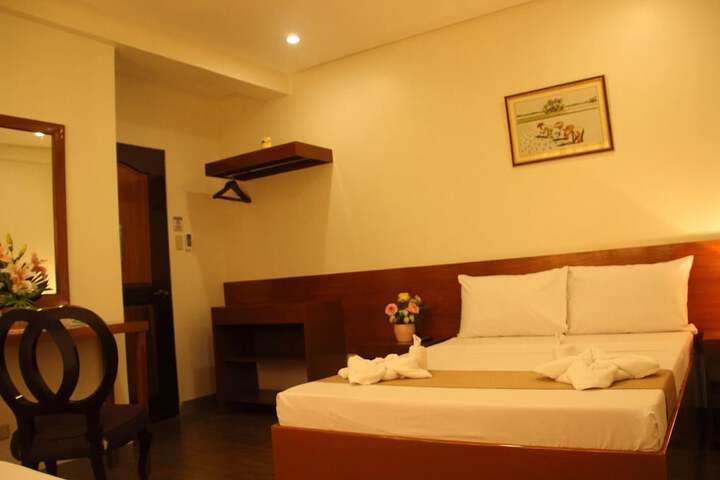 Room 19 of 46