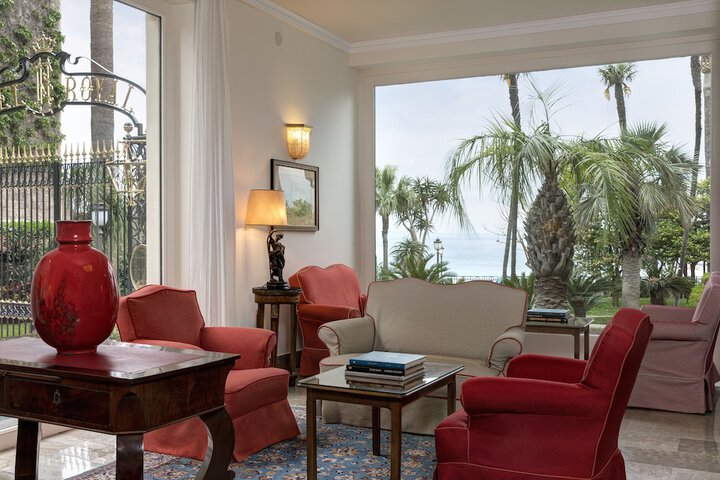 Lobby Entry