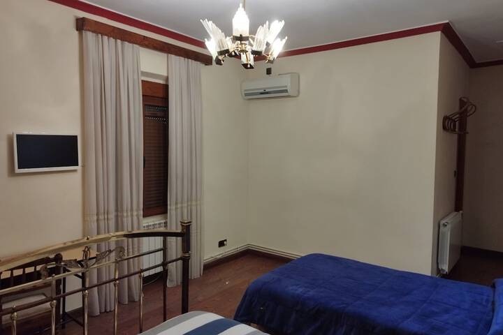 Room 14 of 44