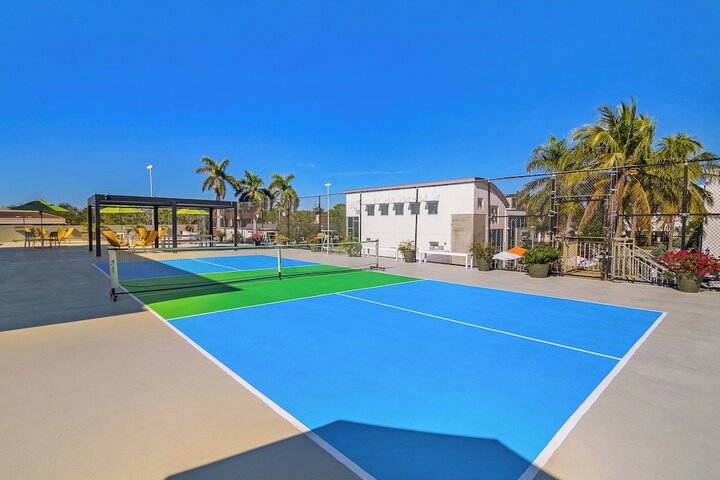 Sport court