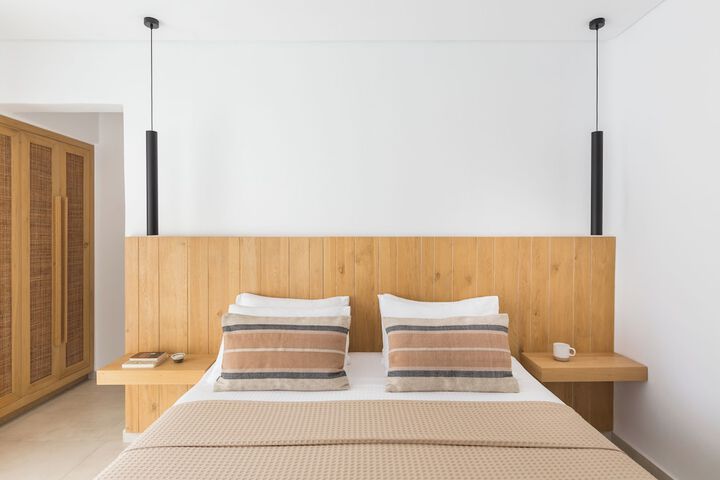 Room 48 of 294