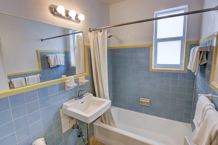 1 Double Bed (3 of 14)