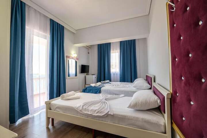 Room 18 of 42
