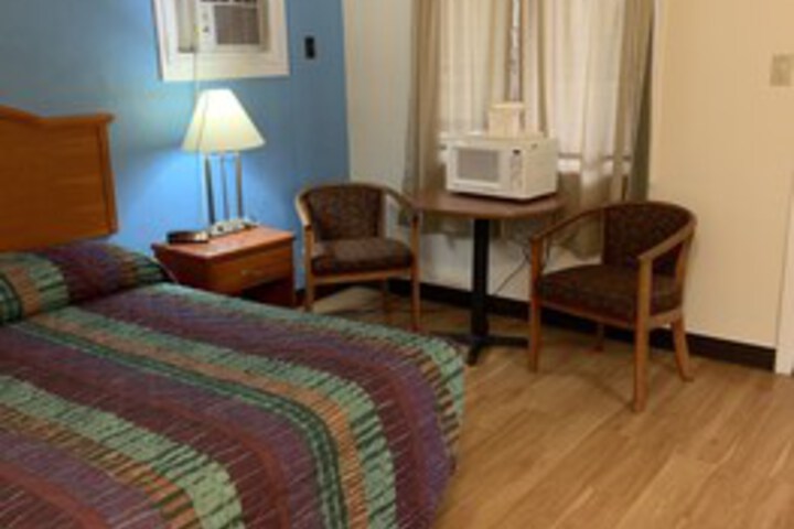 Room 25 of 25