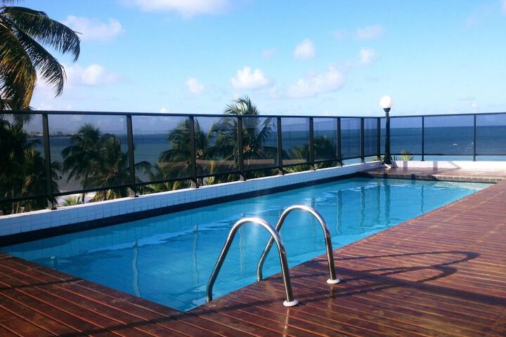 Pools & Facilities