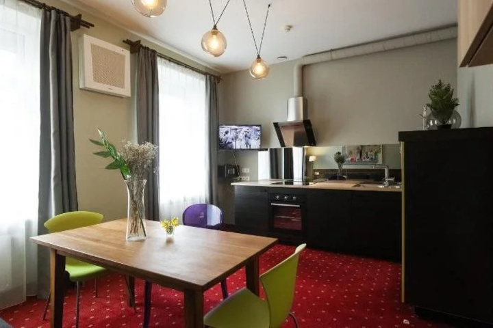 Room 2 of 24