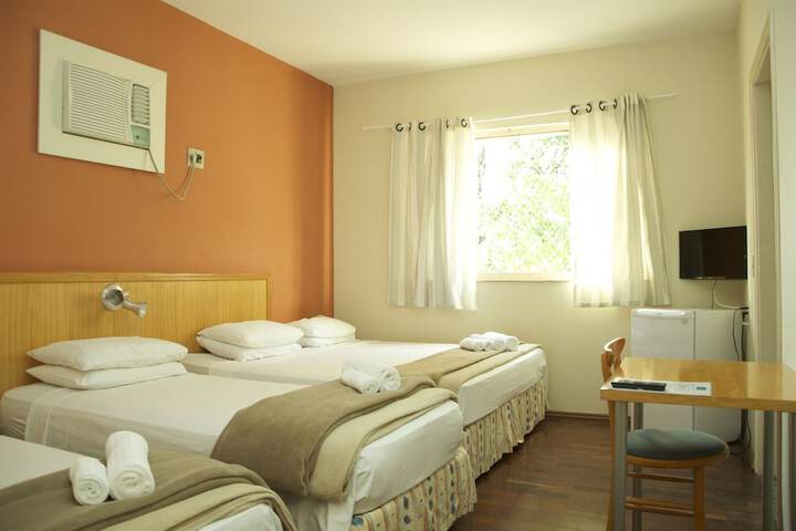 Room 13 of 23