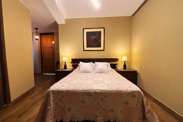 Room 19 of 199