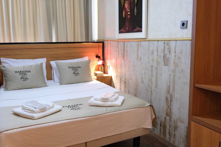 Room 75 of 170