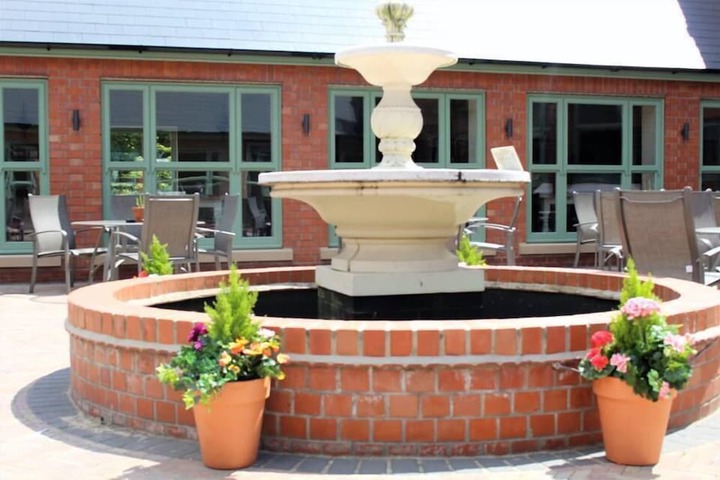 Hotel Exterior 42 of 42