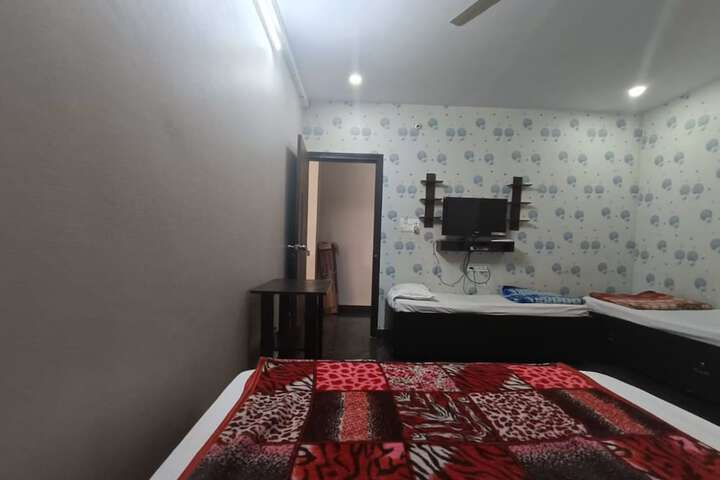 Room 18 of 22