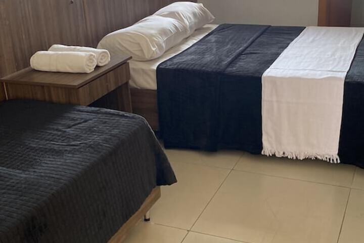Room 5 of 7