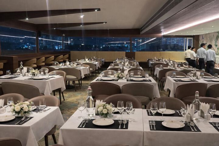 Dining 20 of 27