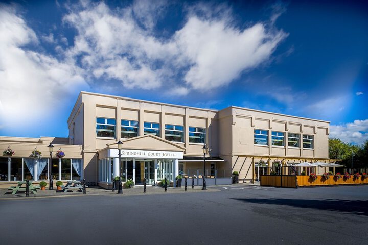 Hotel Entry