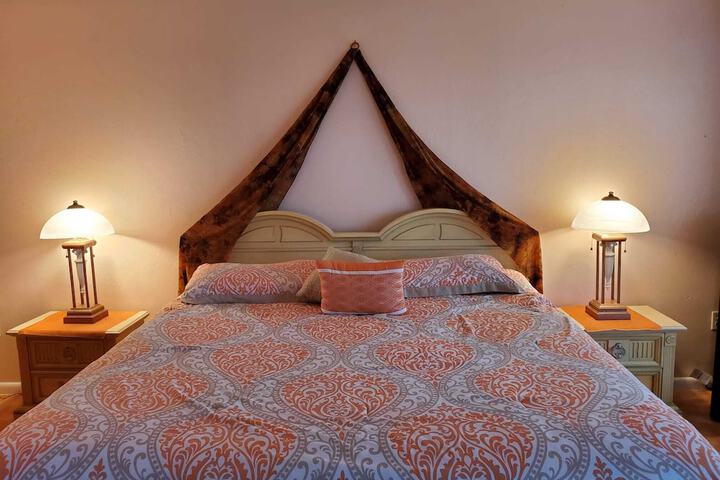 Superior King Bed (1 of 8)