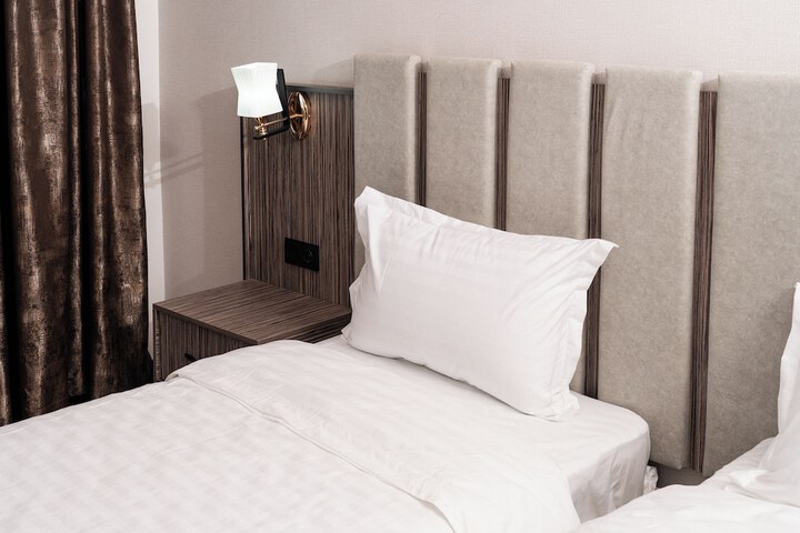 Room 13 of 50