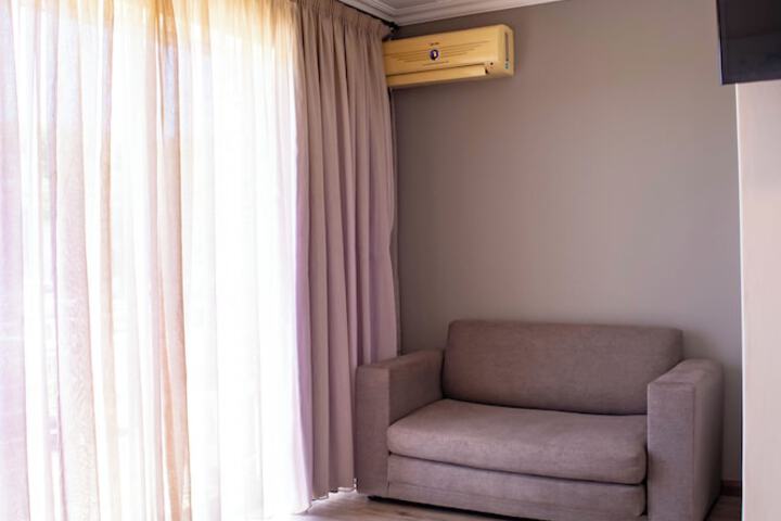 Room 12 of 21