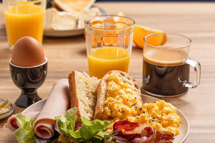 Breakfast area