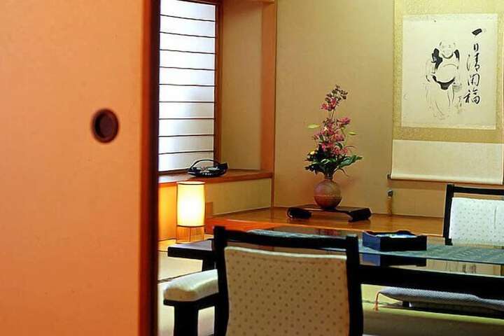 Dining Photos