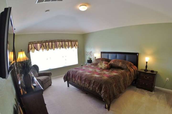 Room 9 of 68