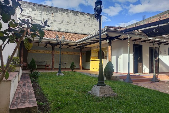 Hotel Exterior 29 of 30