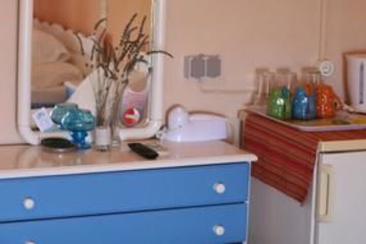 Room 3 of 64