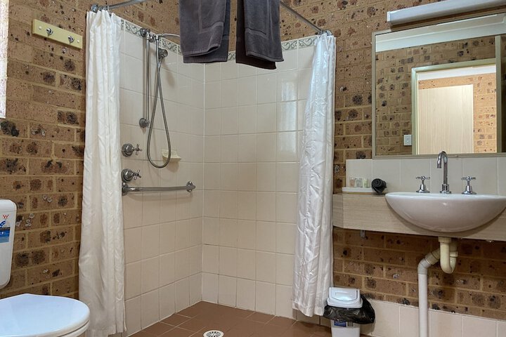Room 33 of 45
