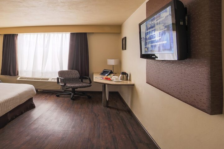 Room 6 of 86