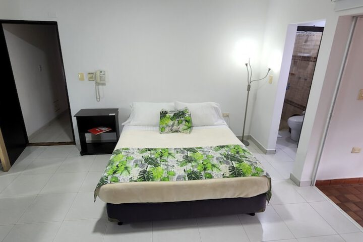 Room 6 of 61