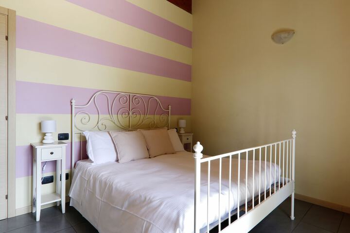 Room 8 of 59