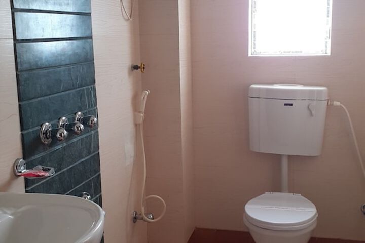 Room 30 of 36
