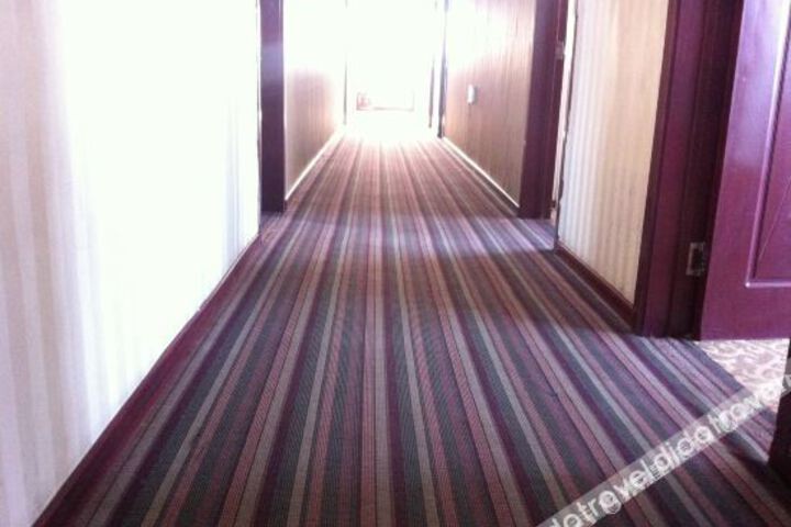 Hotel Interior 8 of 19