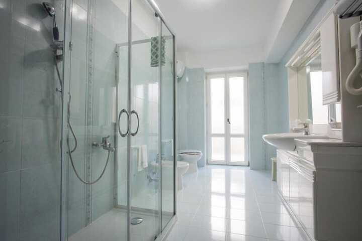 Bath Photo