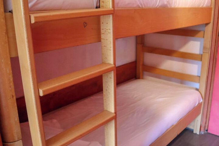 Room 13 of 25