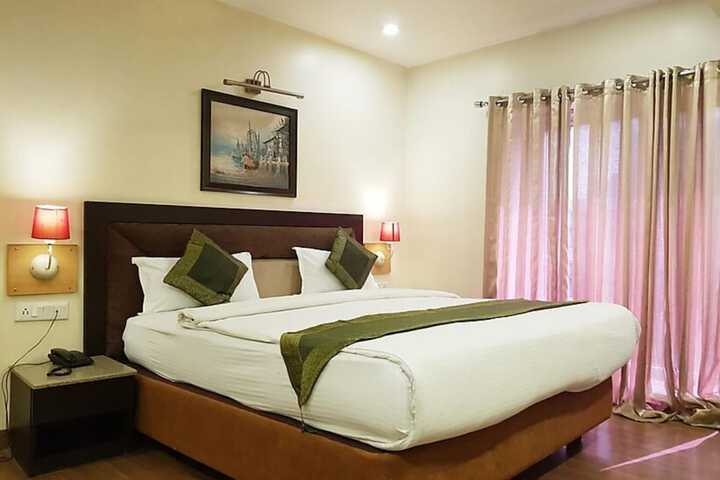 Room 15 of 22