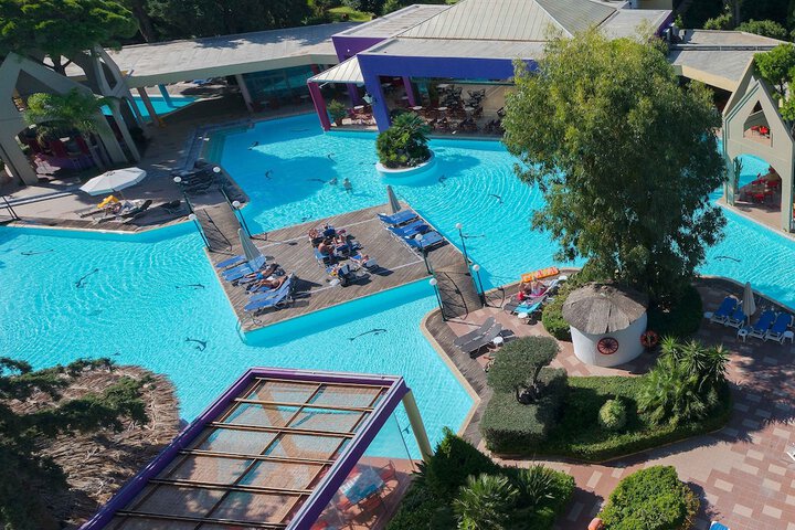Sundeck 97 of 100