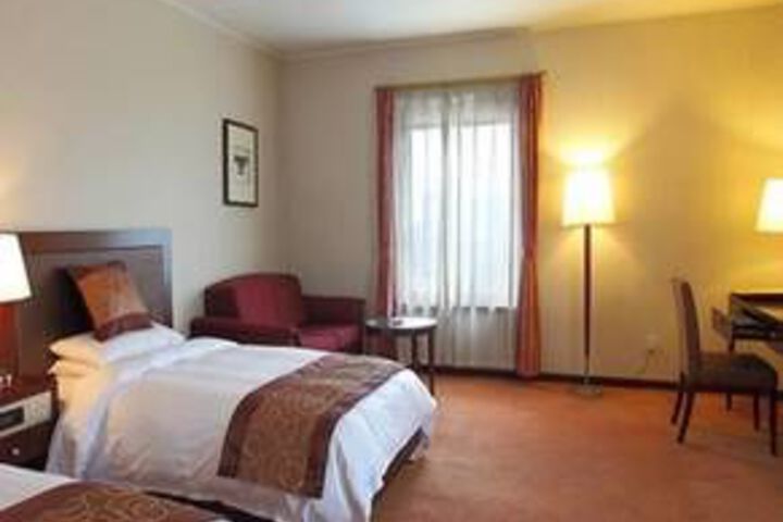 Room 7 of 54