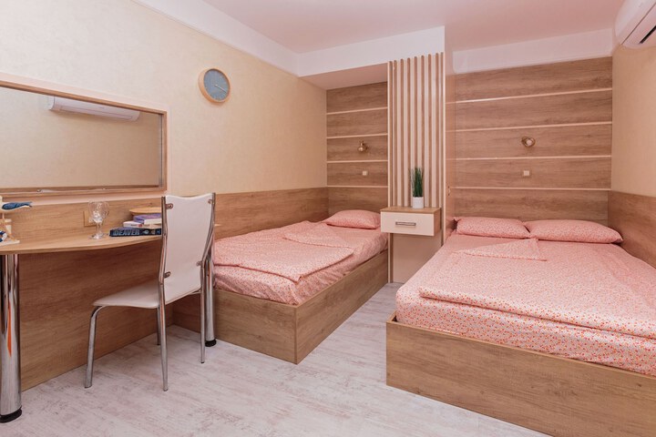 Room 14 of 56